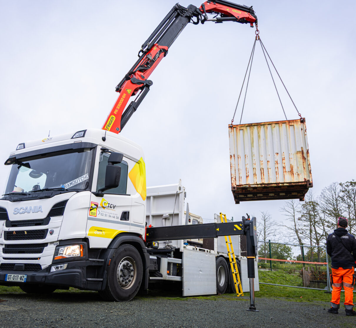 Camion grue - Groupe Charpentier