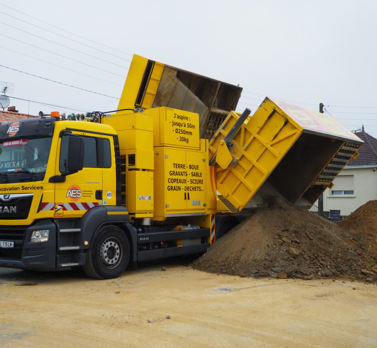 Camions AES - Groupe Charpentier