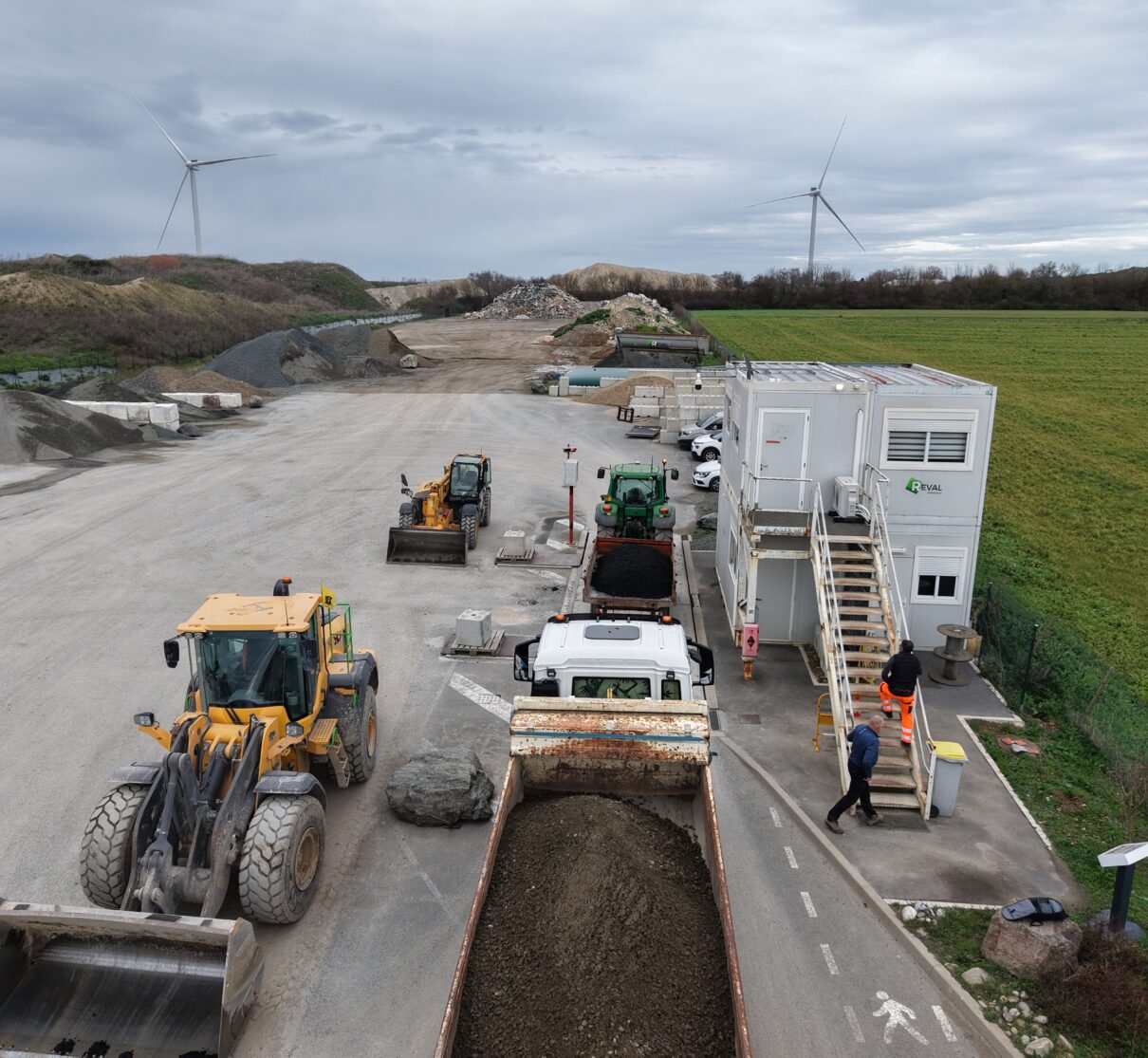 Travaux machines et préfabriqués - Groupe Charpentier